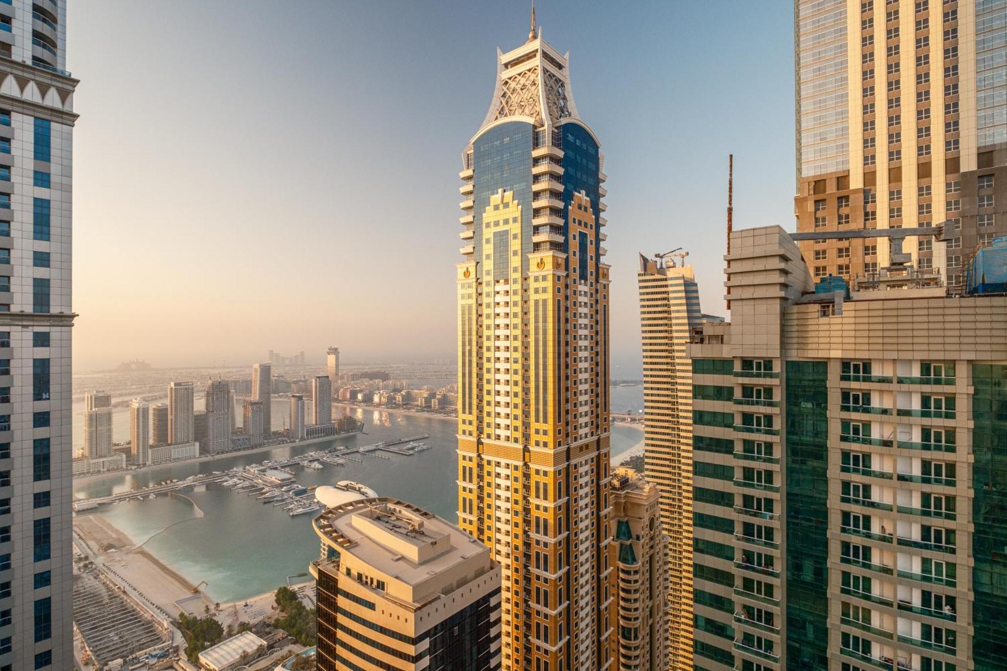 Torch 77 - By Saffron House Ostello Dubai Esterno foto