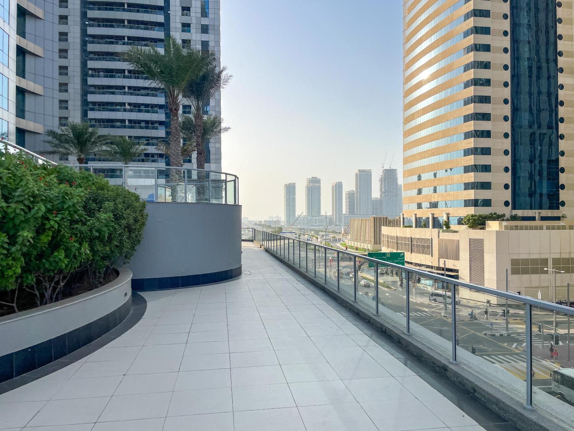 Torch 77 - By Saffron House Ostello Dubai Esterno foto