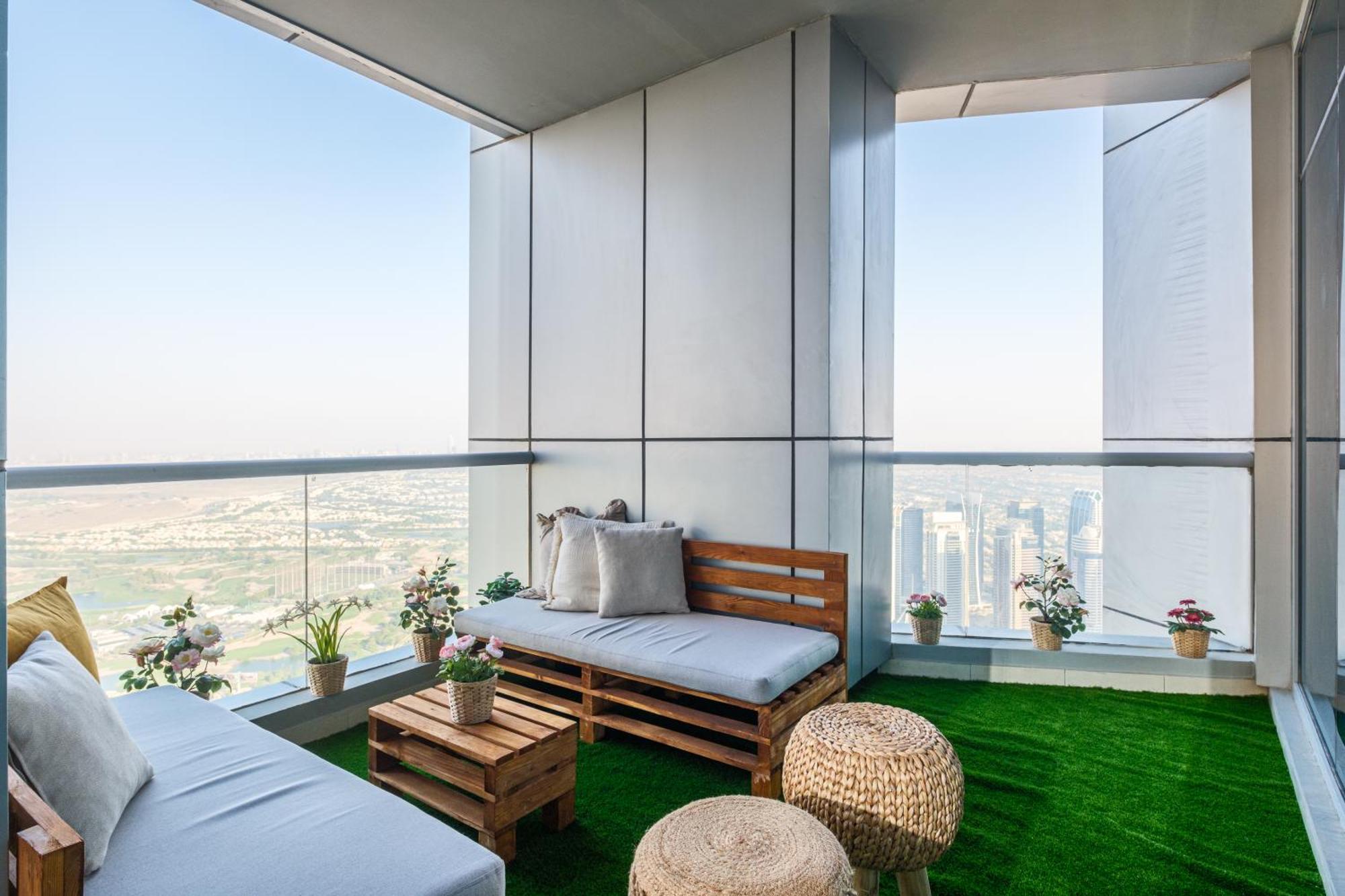 Torch 77 - By Saffron House Ostello Dubai Esterno foto